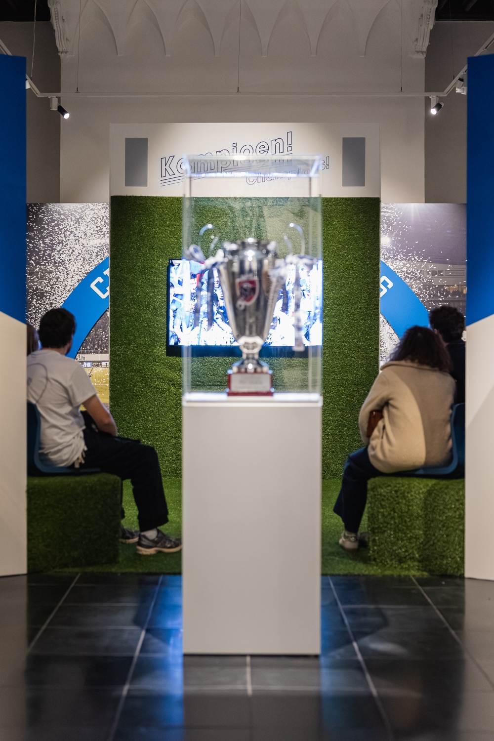 Buitenspel - Voetbal in de stad