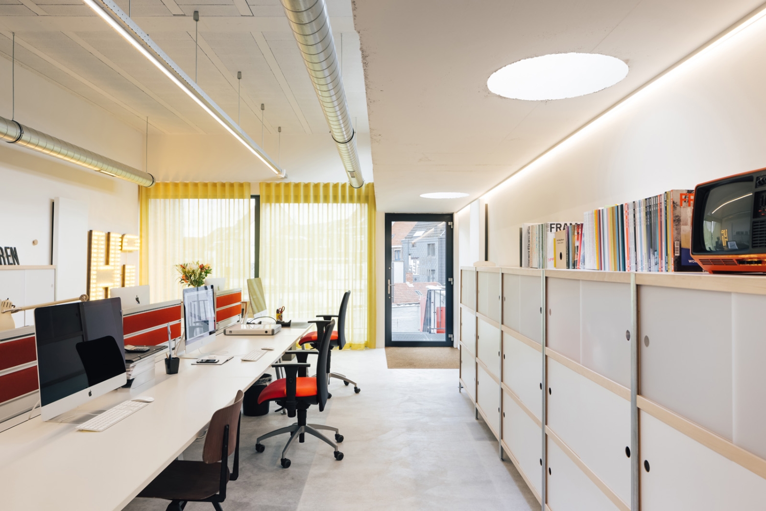 Bureau Pièce Montée