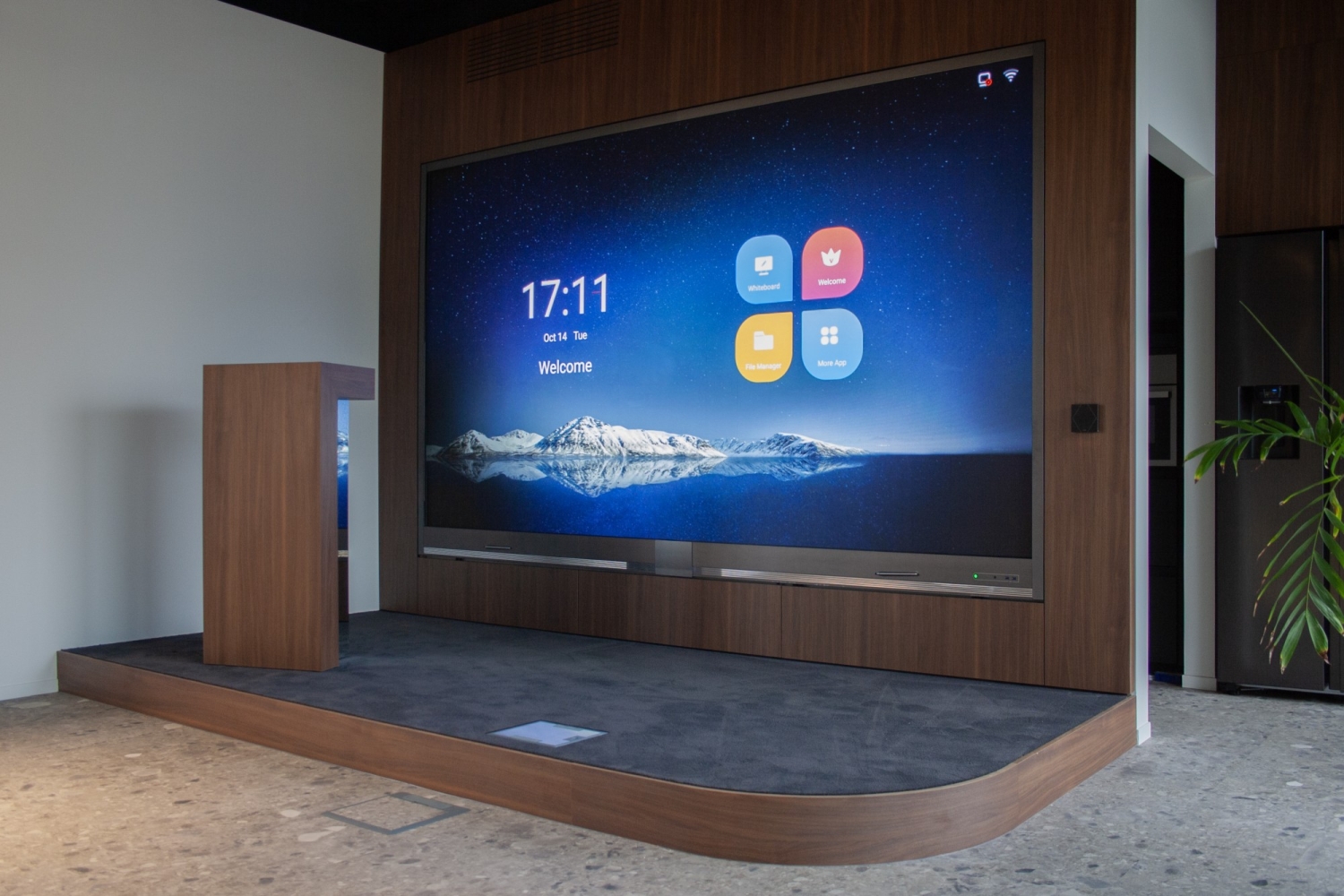Ocular experience center