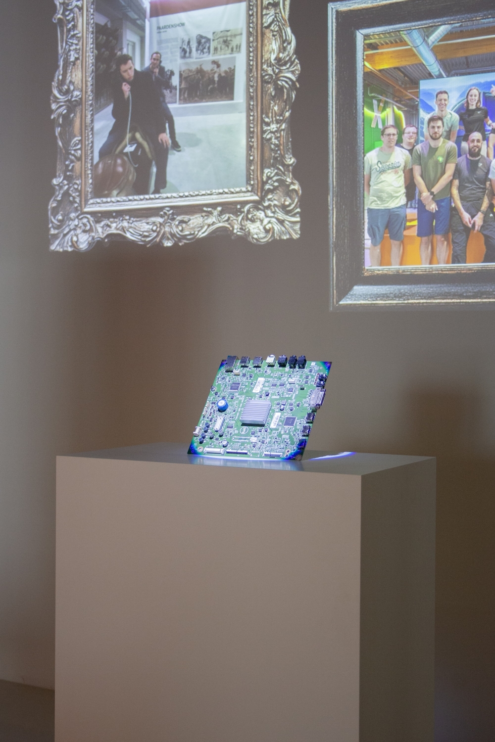 Ocular experience center